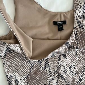 Super Flattering Curvy Animal Print Mini Dress